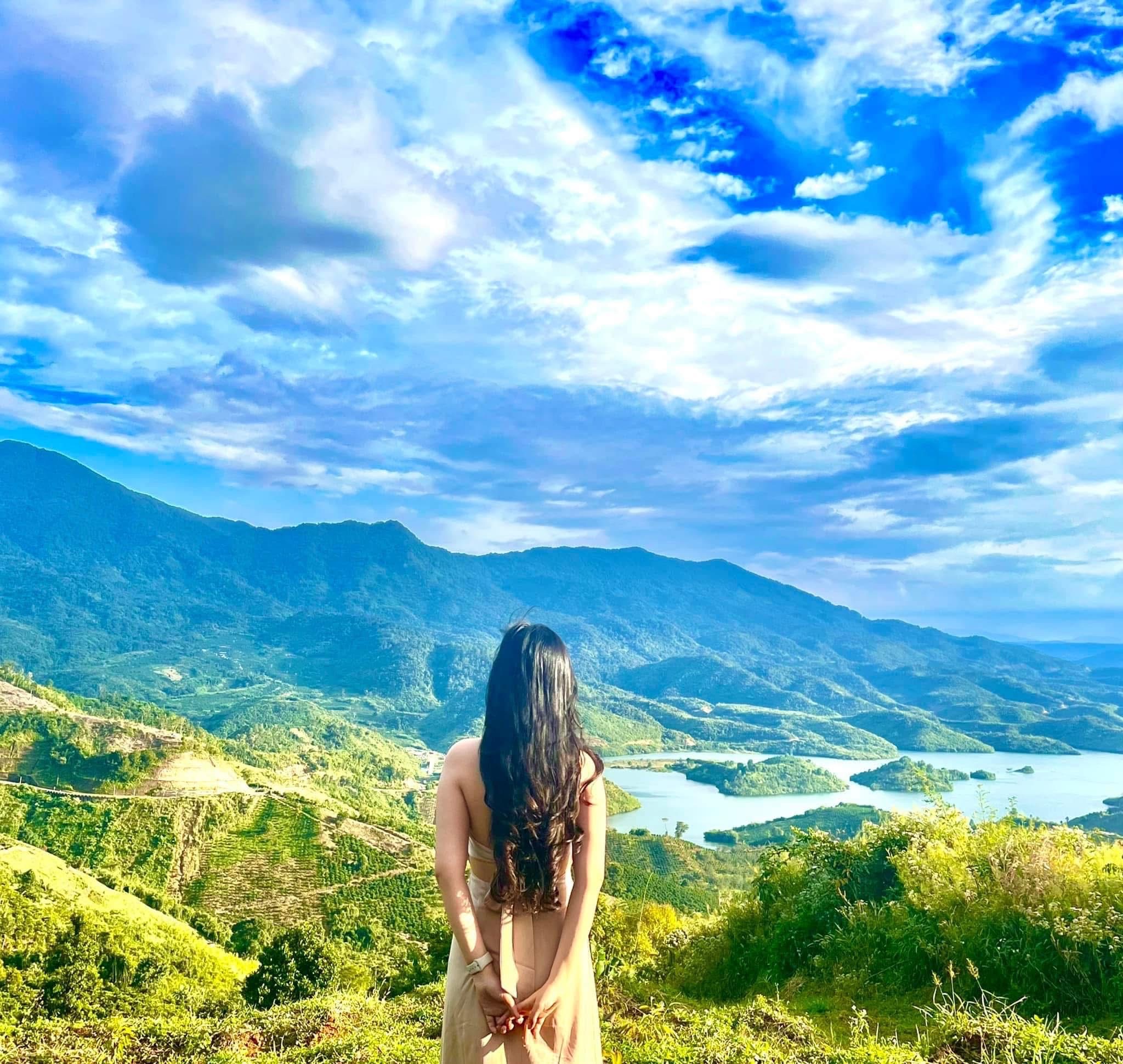 Bất động sản Tà Đùng với tài sản view hồ và không gian nghỉ dưỡng đẹp