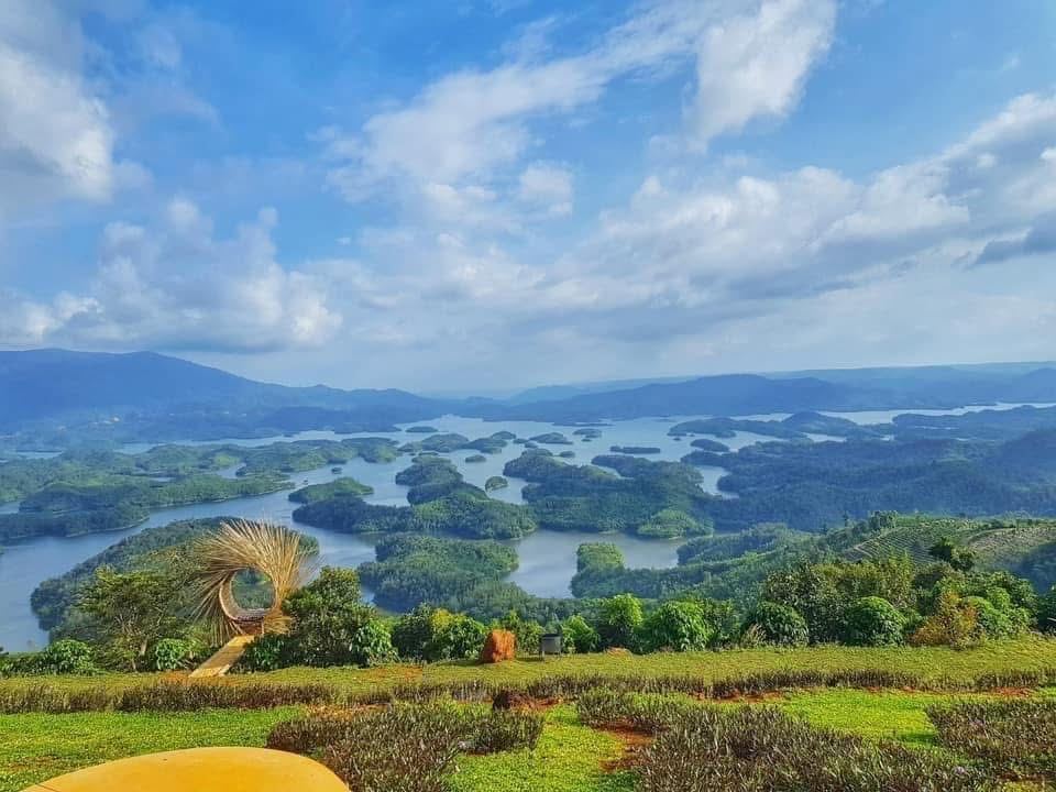 Một góc đất nghỉ dưỡng ở Tà Đùng